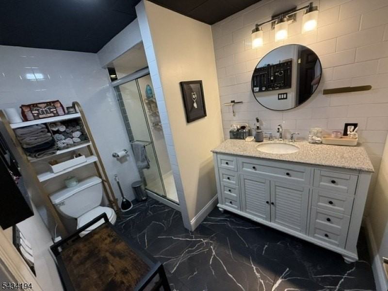 413 Bloomfield Ave #3 - Photo 5 of 5