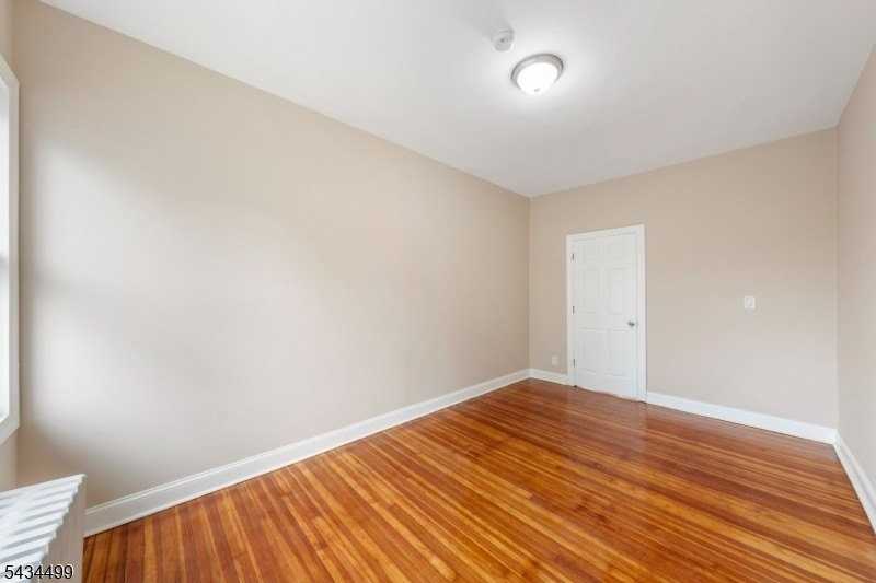 51 Caldwell Pl #3 - Photo 6 of 14