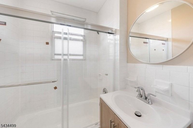 51 Caldwell Pl #3 - Photo 7 of 14