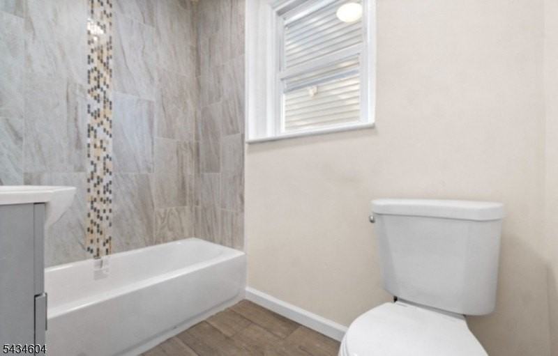 24 Irving Ave - Photo 7 of 11