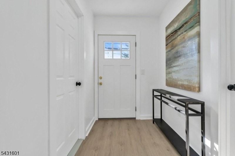 288 Harrison St - Photo 5 of 37