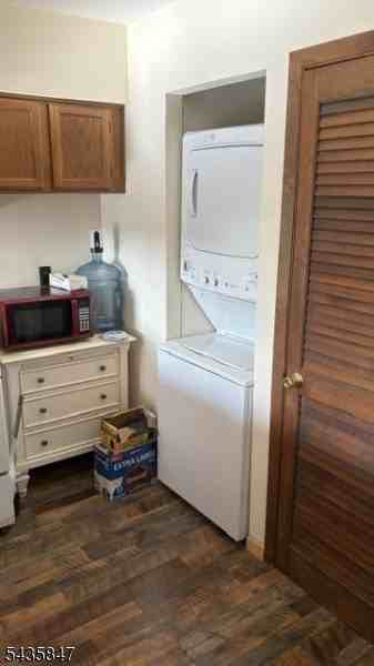 4 Brandywine Ct #2 - Photo 5 of 16