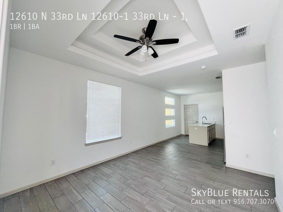 12610 N 33rd Ln 12610-1 33rd Ln #1 - Photo 5 of 16