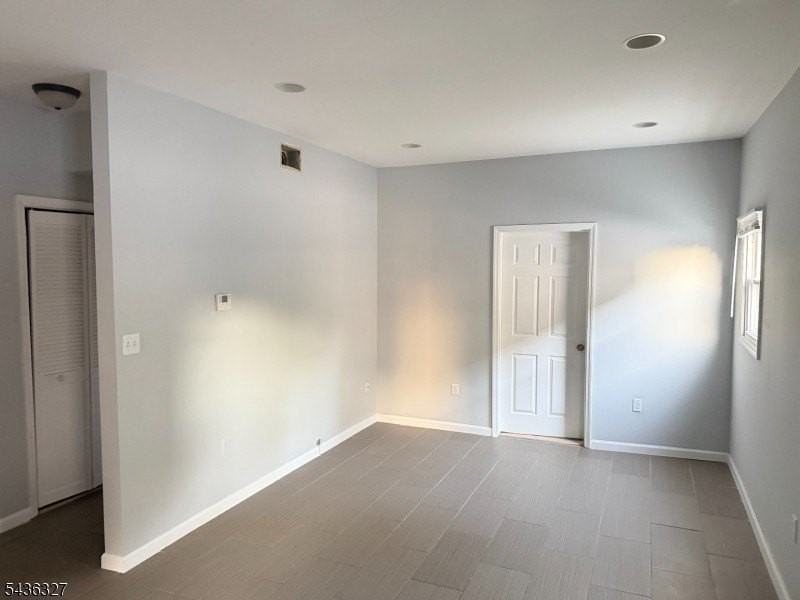 50 Stuyvesant Ave - Photo 7 of 9