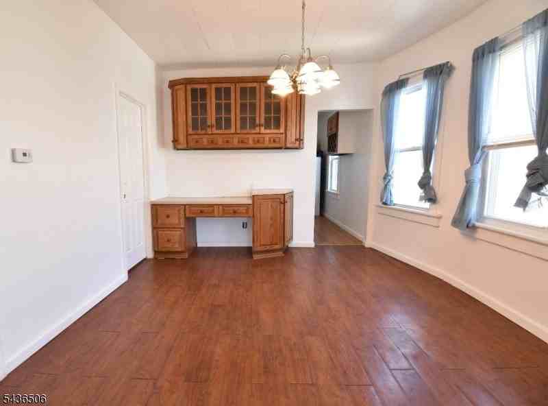 94 Grant St #2 - Photo 3 of 15