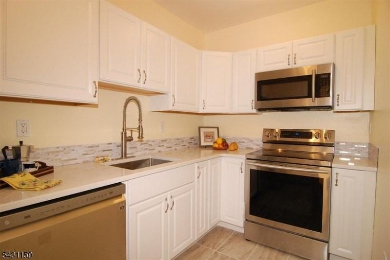 124 E Main St #209 - Photo 4 of 29