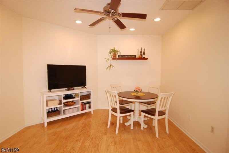 124 E Main St #209 - Photo 5 of 29