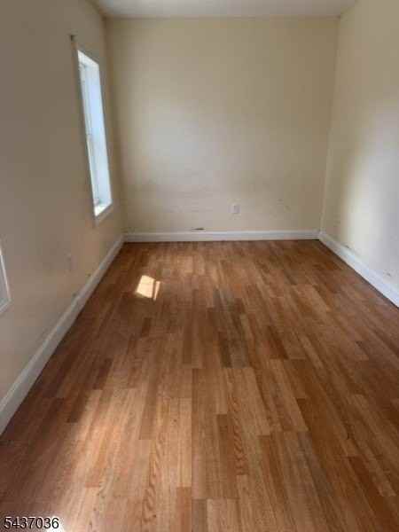 34 Sussex Ave #B - Photo 5 of 7