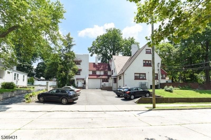 285 Orchard Ter