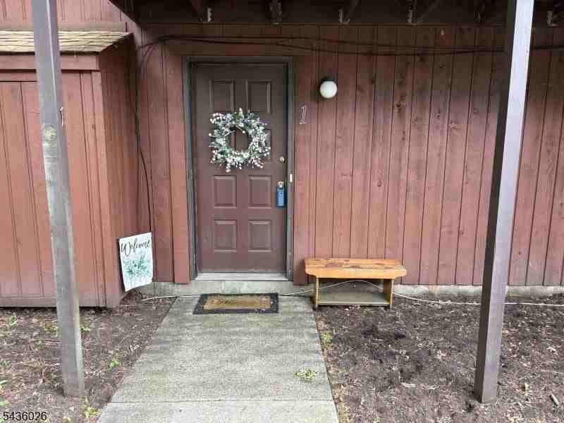 2 Brandywine Ct #1 - Photo 2 of 3