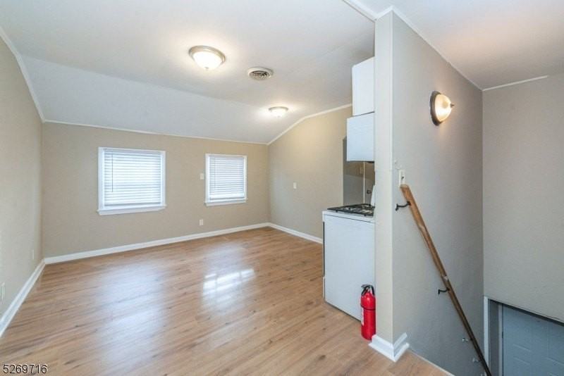 73 W Tremont Ter #2 - Photo 5 of 7