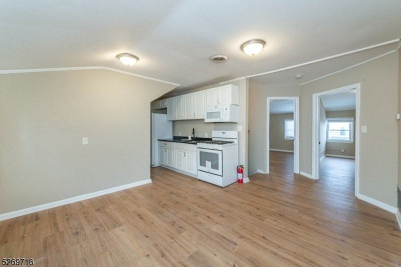 73 W Tremont Ter #2 - Photo 6 of 7