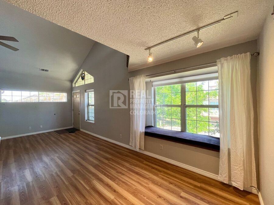 3010 W Prentice Ave #C - Photo 4 of 17