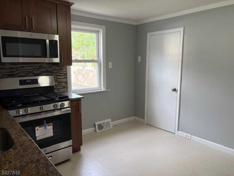 65 W Stearns St #2 - Photo 7 of 22