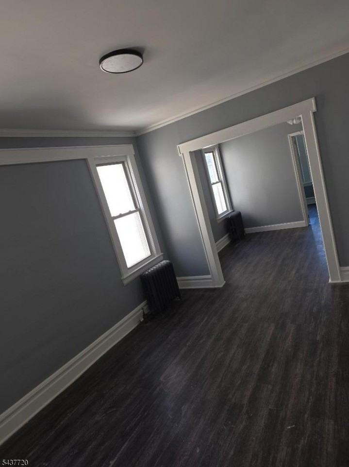 151 S Munn Ave #2 - Photo 6 of 10