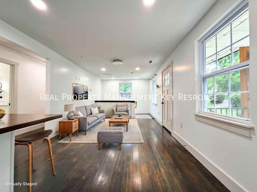 1353 Cardinal Ave - Photo 3 of 22