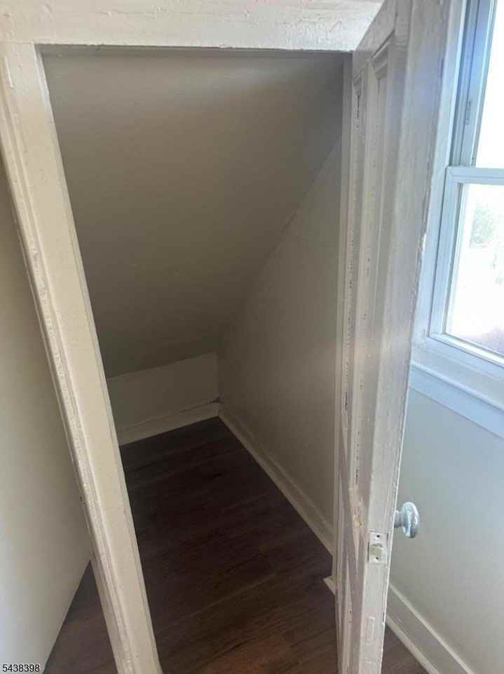 452 Alden St #1 - Photo 5 of 9