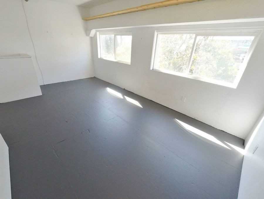 1027 41st Ave #07 - Photo 4 of 6