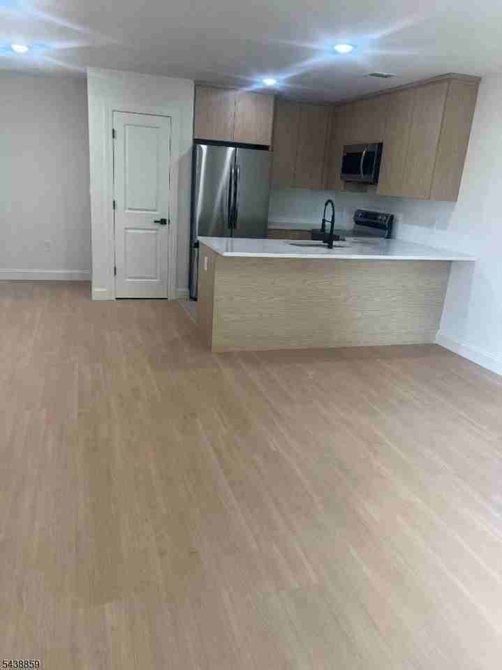 5 Montclair Ave - Photo 3 of 9