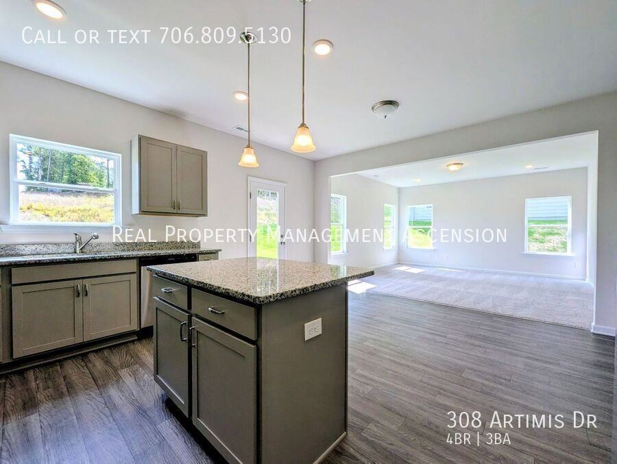 308 Artimis Dr - Photo 6 of 34
