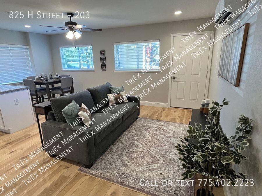 825 H St #203 - Photo 2 of 15
