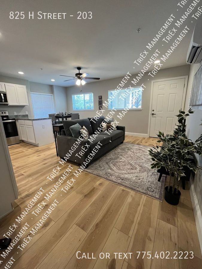 825 H St #203 - Photo 4 of 15