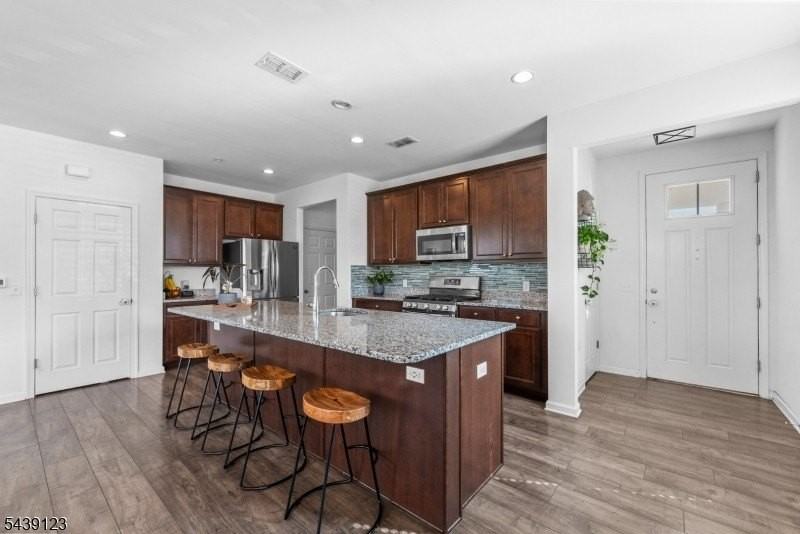 19A Tippet St - Photo 4 of 31
