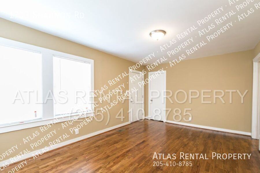 1733 Shannon Rd - Photo 6 of 24