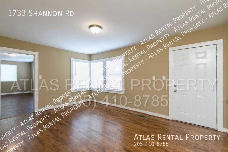1733 Shannon Rd - Photo 7 of 24