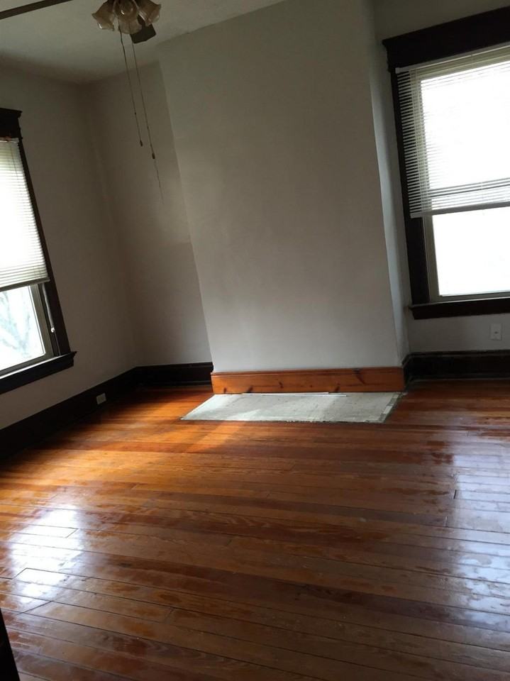 4430 Winton Rd - Photo 3 of 8