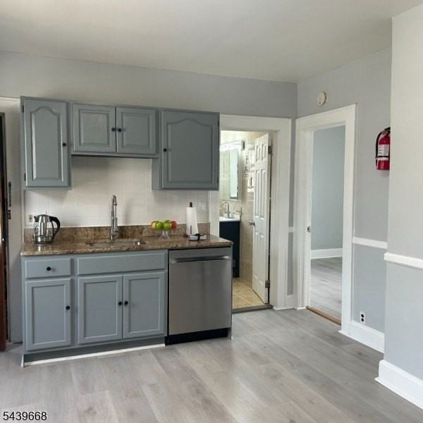 73 Lakewood Ter - Photo 2 of 19
