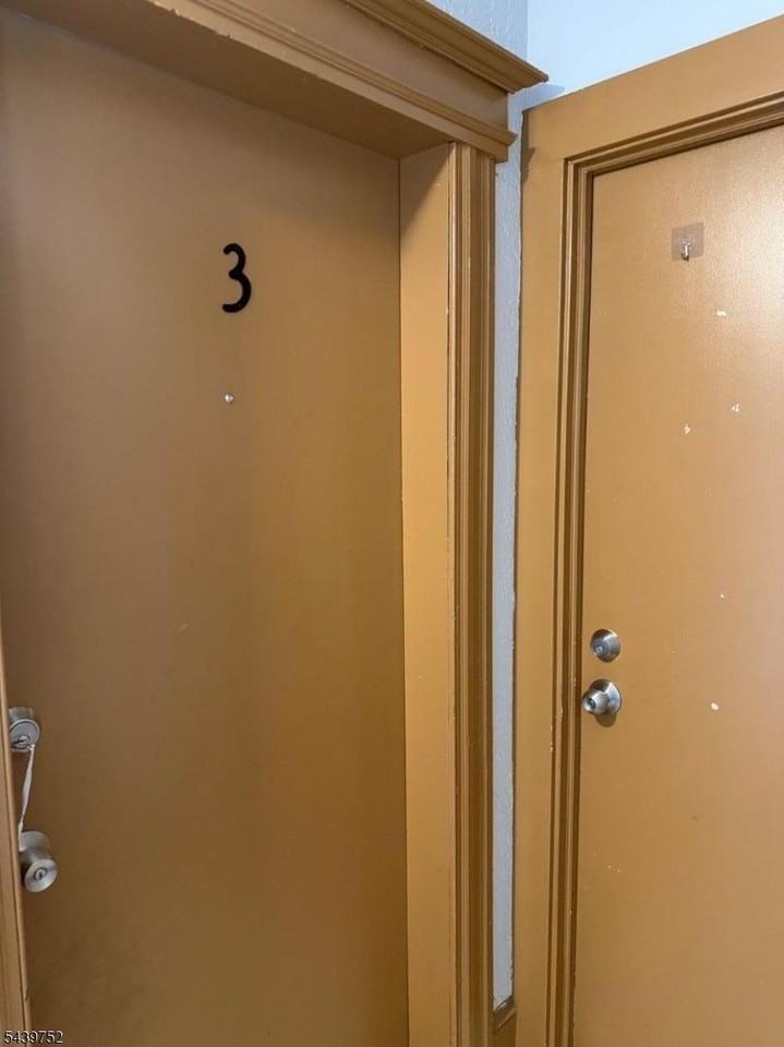 58 N 5th St #3 - Photo 3 of 13