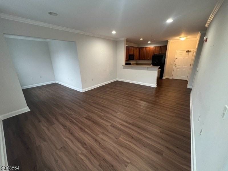 8105 Sanctuary Blvd #105 - Photo 5 of 25