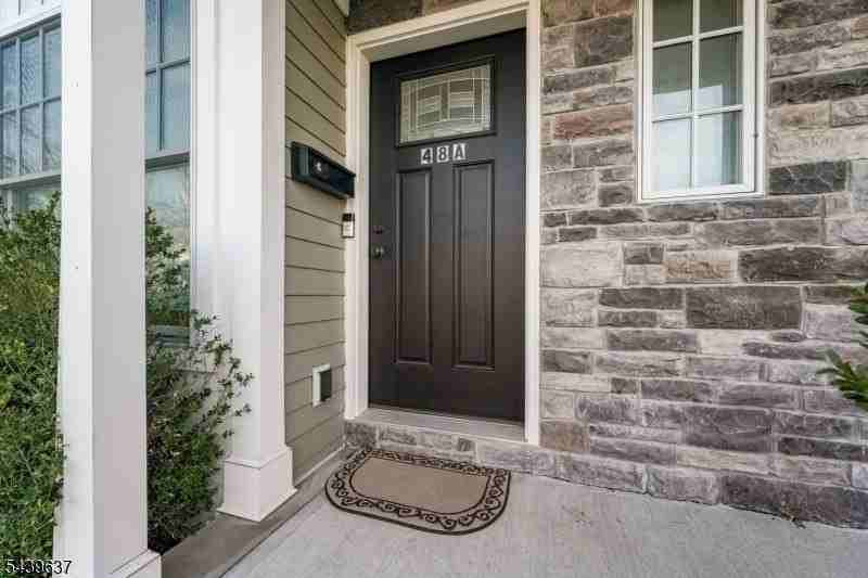48A Mechanic St - Photo 2 of 24