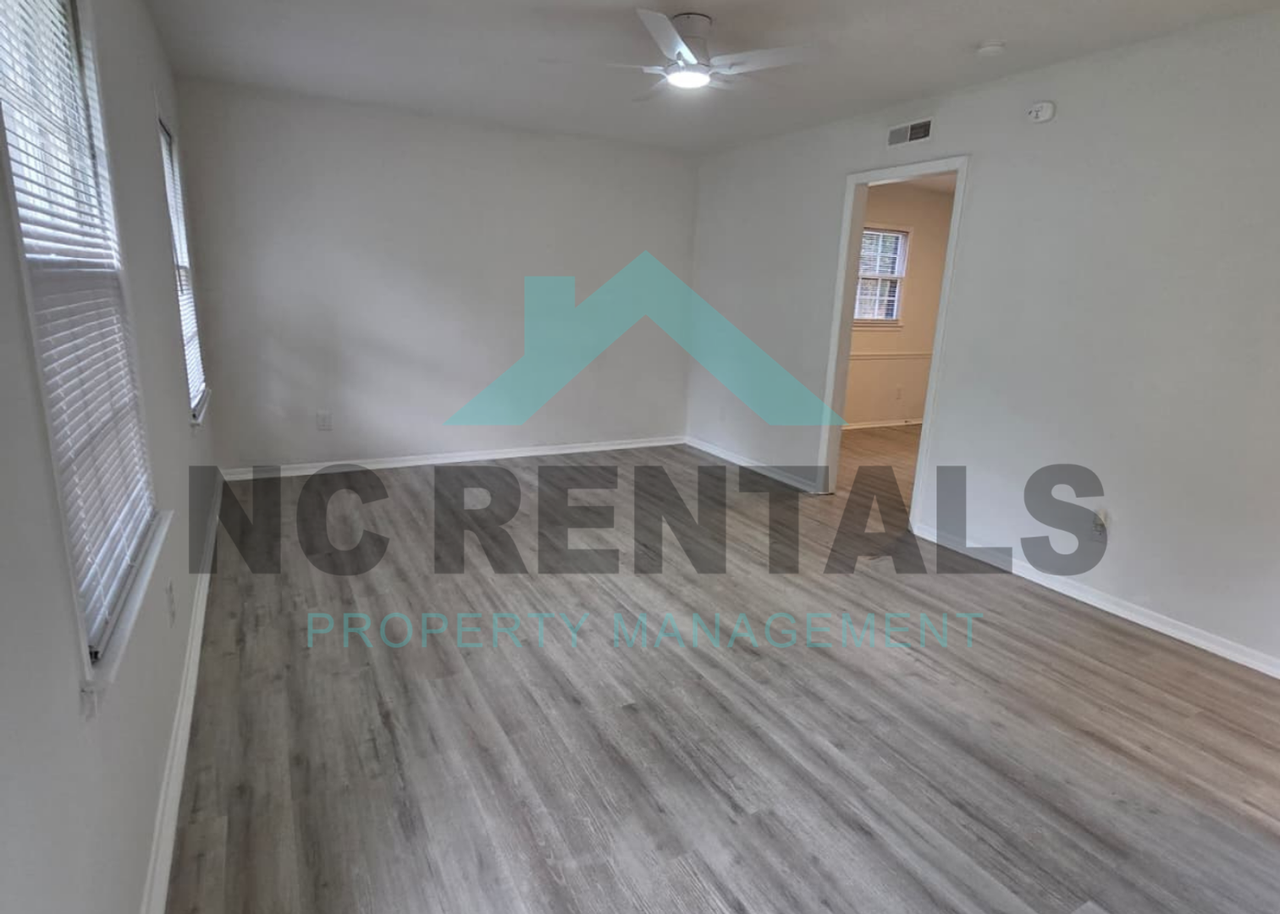 11 Tilley Ct - Photo 4 of 20