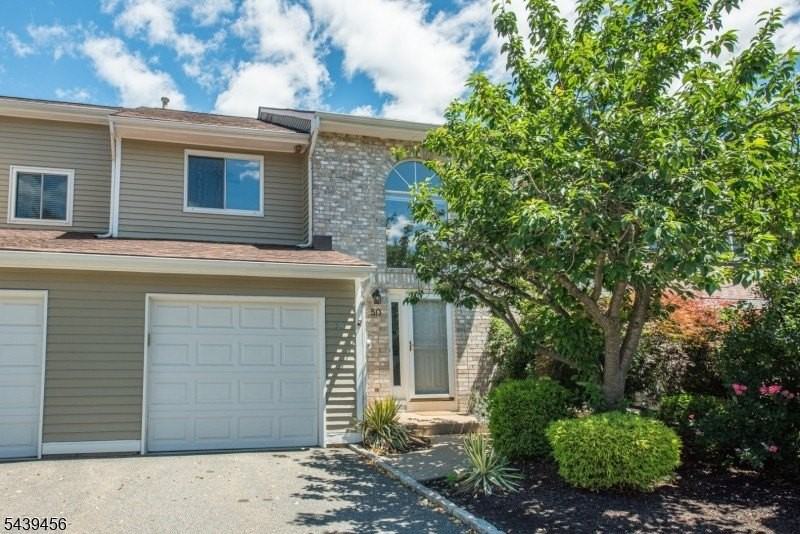 50 Castle Ridge Dr
