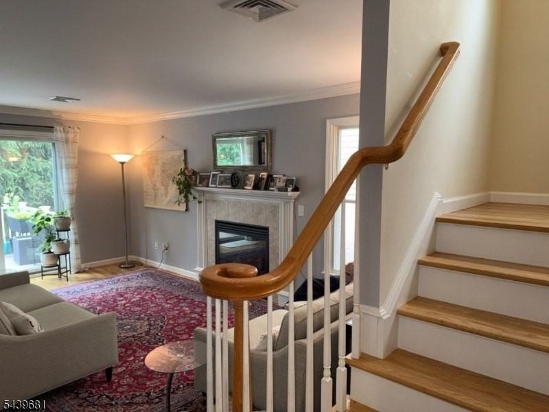 44 E Prospect St Apt C #3 - Photo 7 of 32