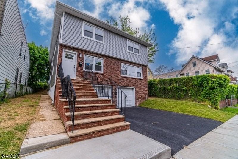115 Smith St #2B - Photo 2 of 10