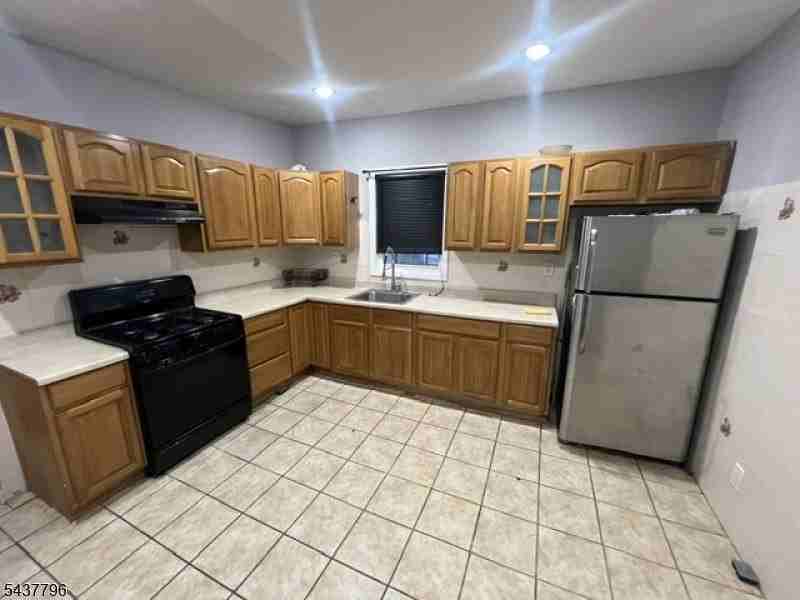 149 Fairmount Ave #1 - Photo 5 of 7