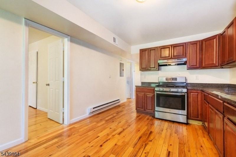 527 13th Ave #3 - Photo 5 of 23