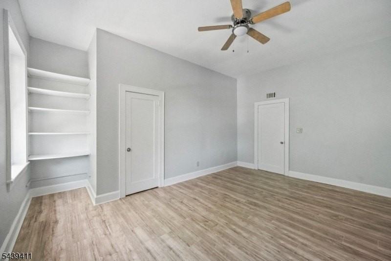 107 Macarthur Ave #4B - Photo 3 of 8