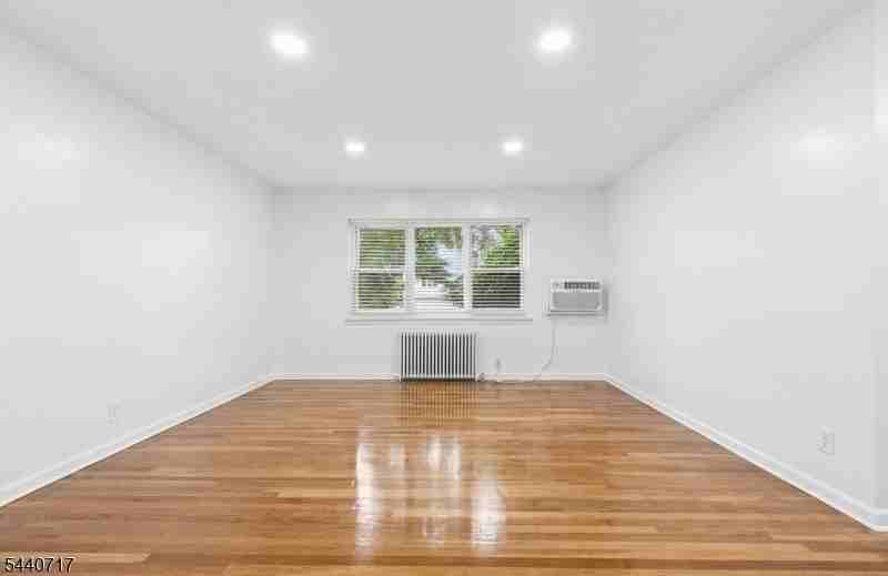 245 Passaic Ave #E9 - Photo 5 of 10