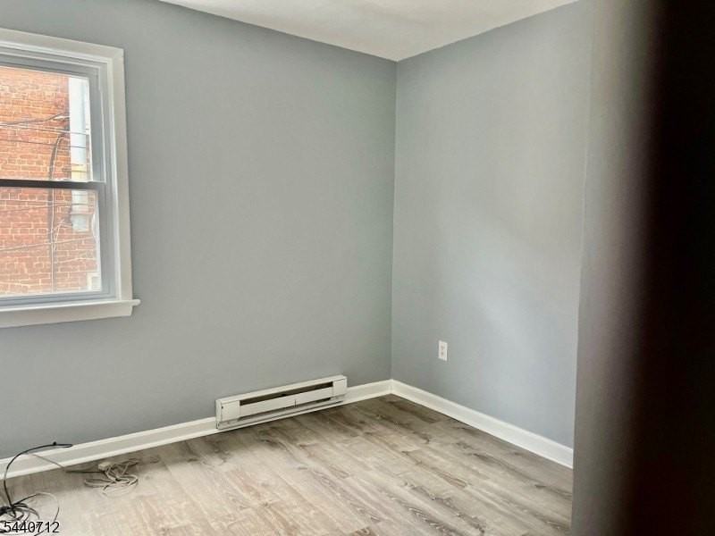 8 Newton Ave #2 - Photo 7 of 9