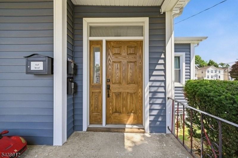 3 W Fairview Ave #B - Photo 3 of 24