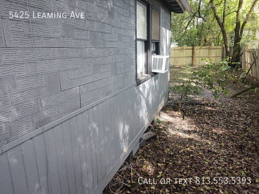 5425 Leaming Ave - Photo 6 of 11