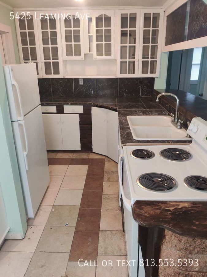 5425 Leaming Ave - Photo 7 of 11
