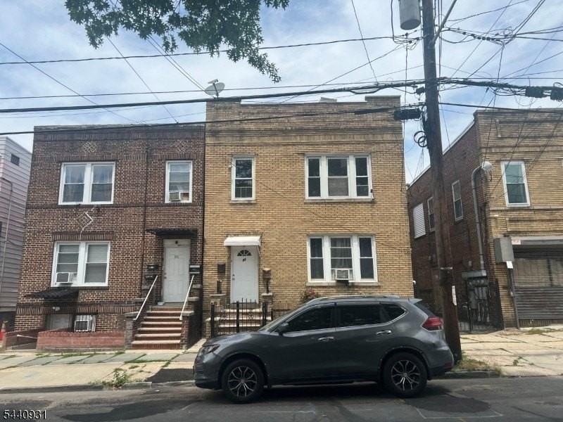 83 Davenport Ave