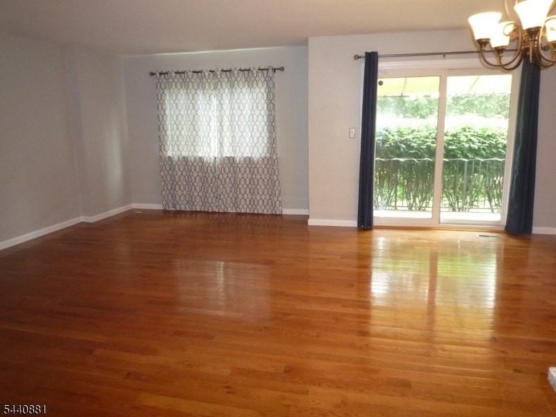 222 Wildflower Ln - Photo 6 of 19