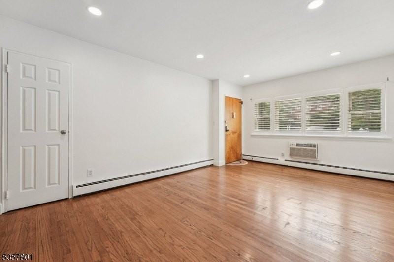 365 Bloomfield Ave Apt 6a #6A - Photo 5 of 19