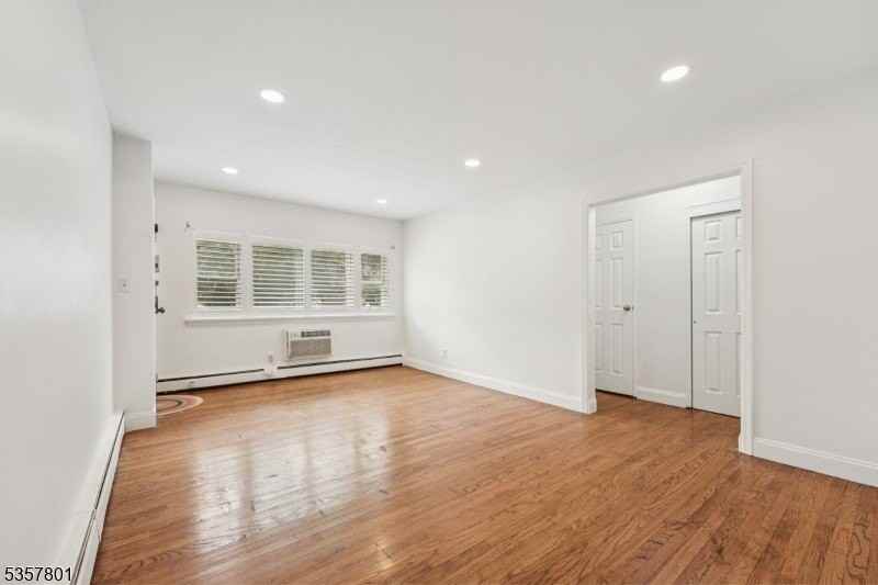365 Bloomfield Ave Apt 6a #6A - Photo 7 of 19